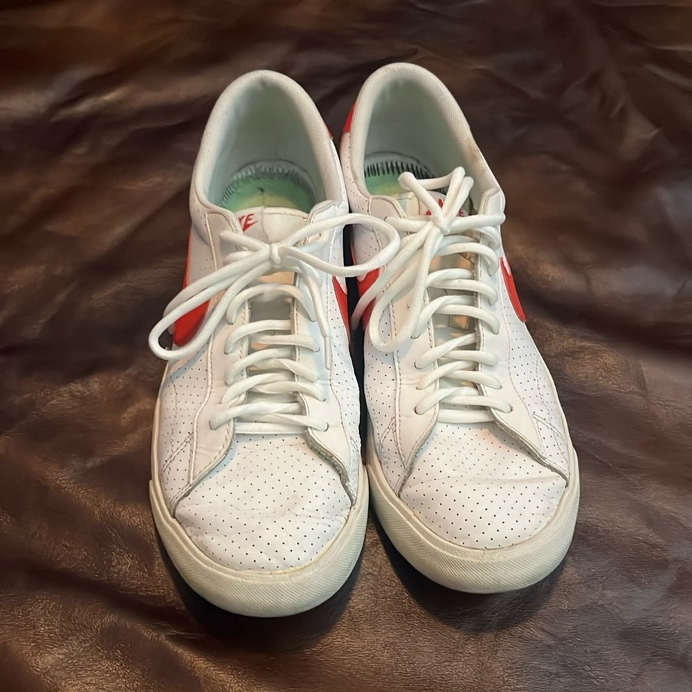 Nike shoes